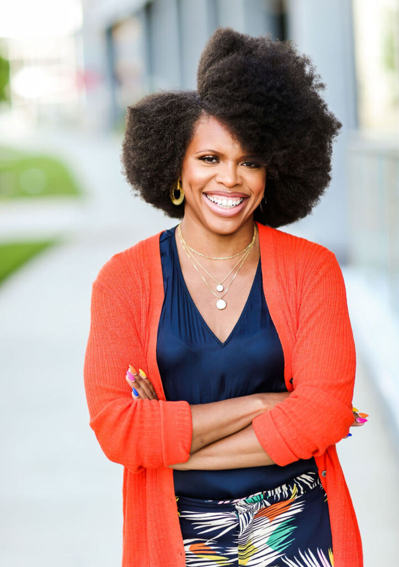 Nedra Glover Tawwab - Imagen 2 de la página «Quiénes somos»